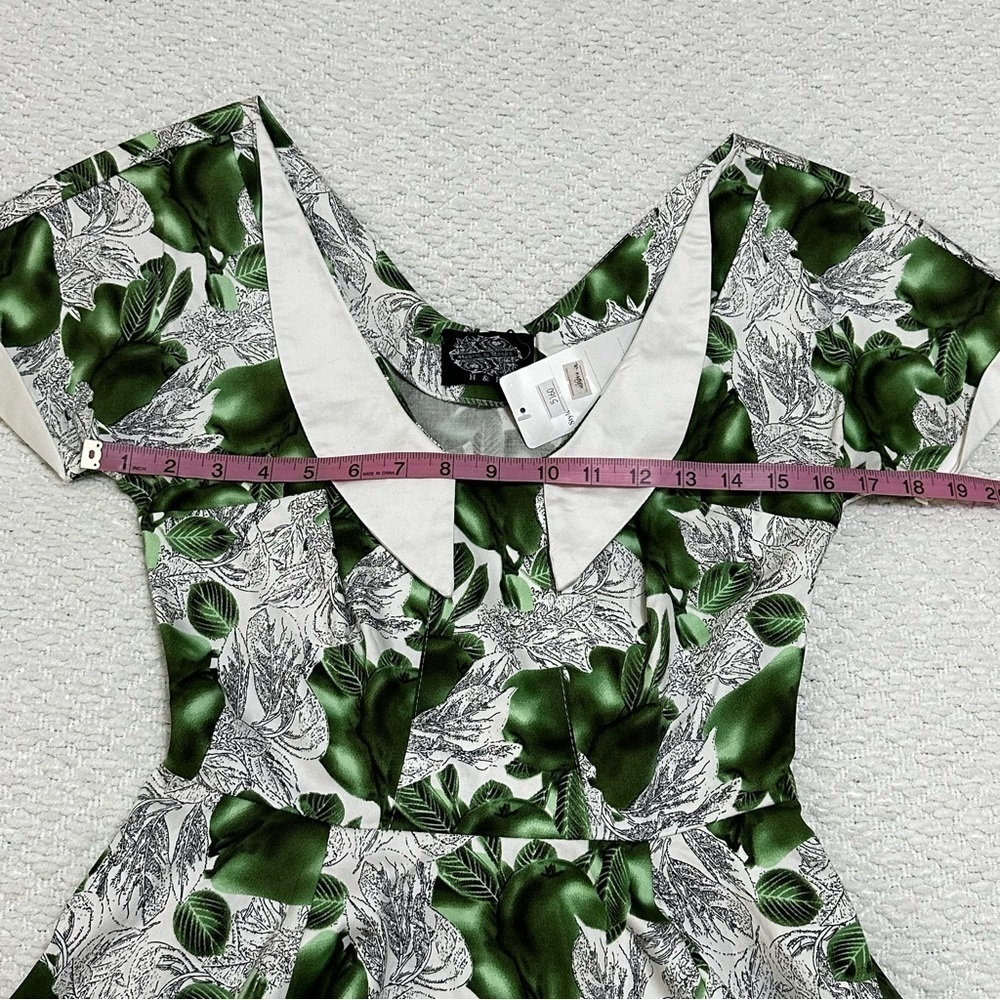 Hearts and Roses Retro Pin-up Rockabilly Green Dress Women’s Size 10 - Picture 9 of 13